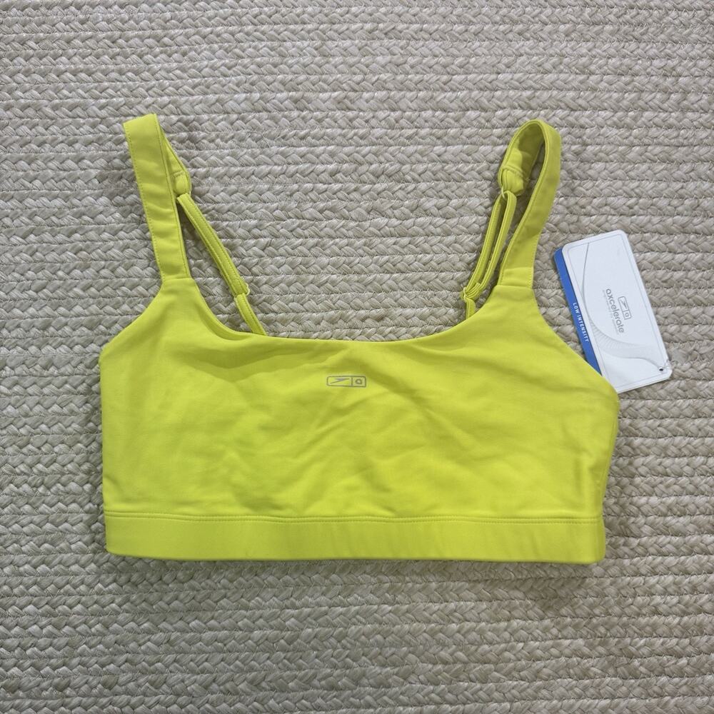 Speedo Axcelerate Low Intensity Sports Bra NWT Adjustable Straps Neon Green Sz S